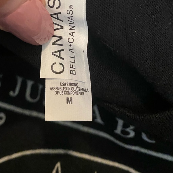 Hocus Pocus Tee - Picture 2 of 3